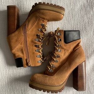 STEVE MADDEN BOOTS